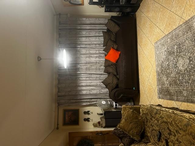 To Let 3 Bedroom Property for Rent in Golf View North West